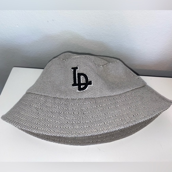 Bucket Hat - Picture 7 of 9